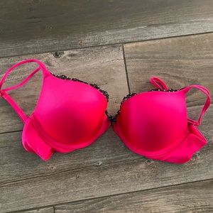 Victoria secret underwire push-up bra